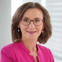 Dr. Sigrid Evelyn Nikutta